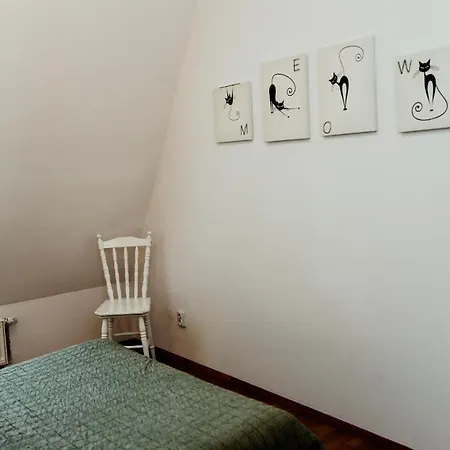 4 Zagle Apartment
